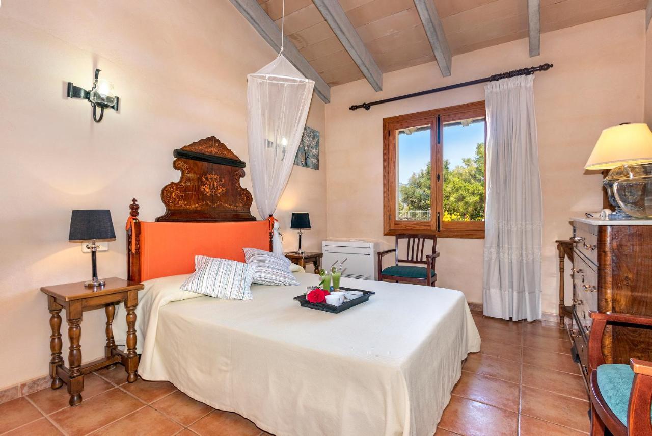 With Amazing Pool In A Beautiful Rural Setting Hébergement de vacances *